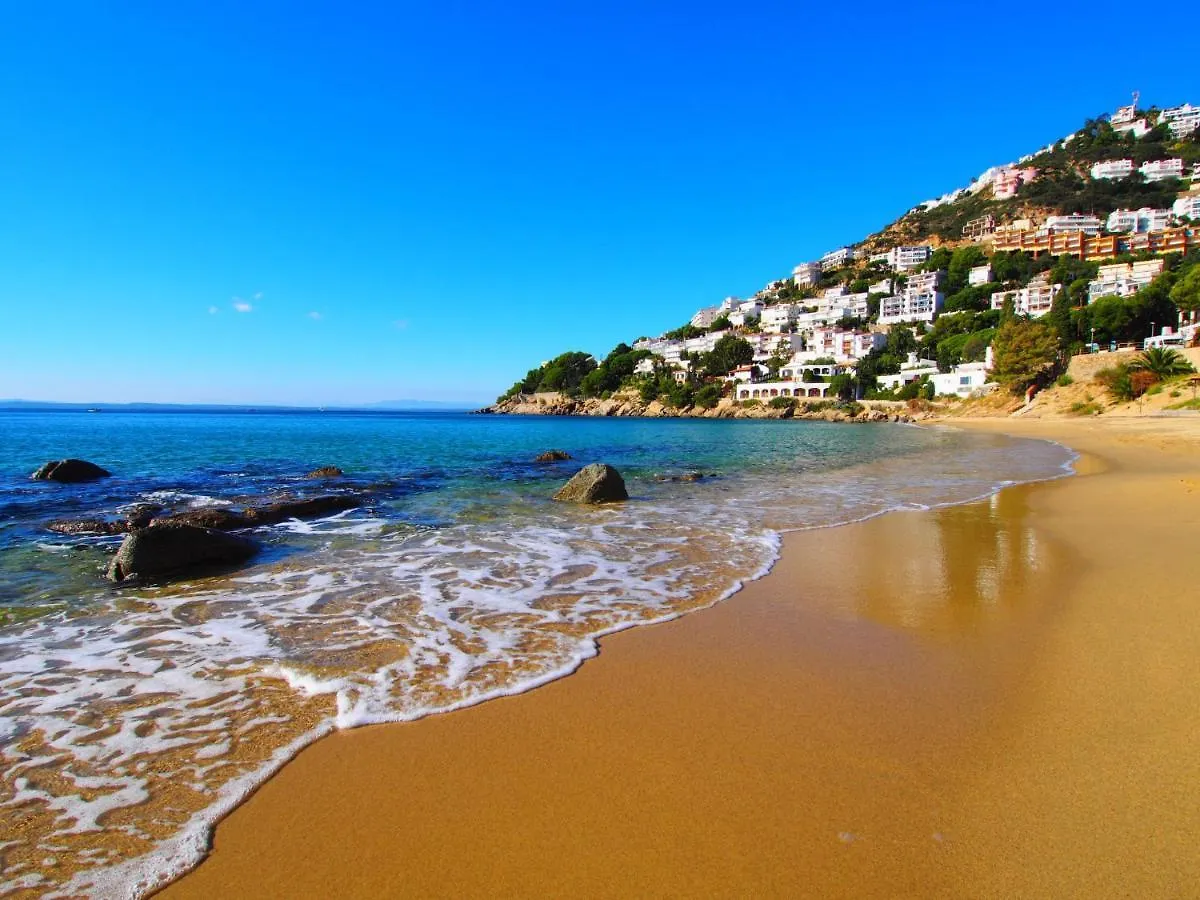 Apartment Platja De Roses-9 By Interhome Roses