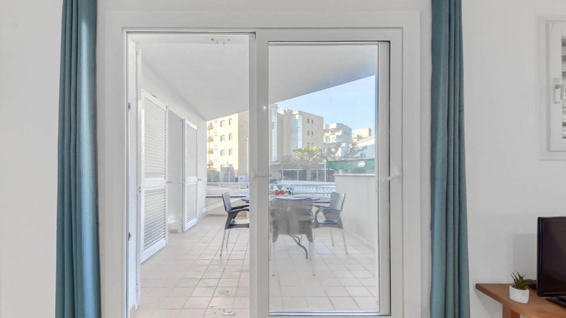 Apartment Platja De Roses-9 By Interhome Roses